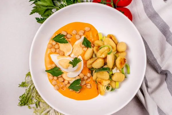 Chickpeas with paprika, egg and gnocchi, FOR DIABETICS program